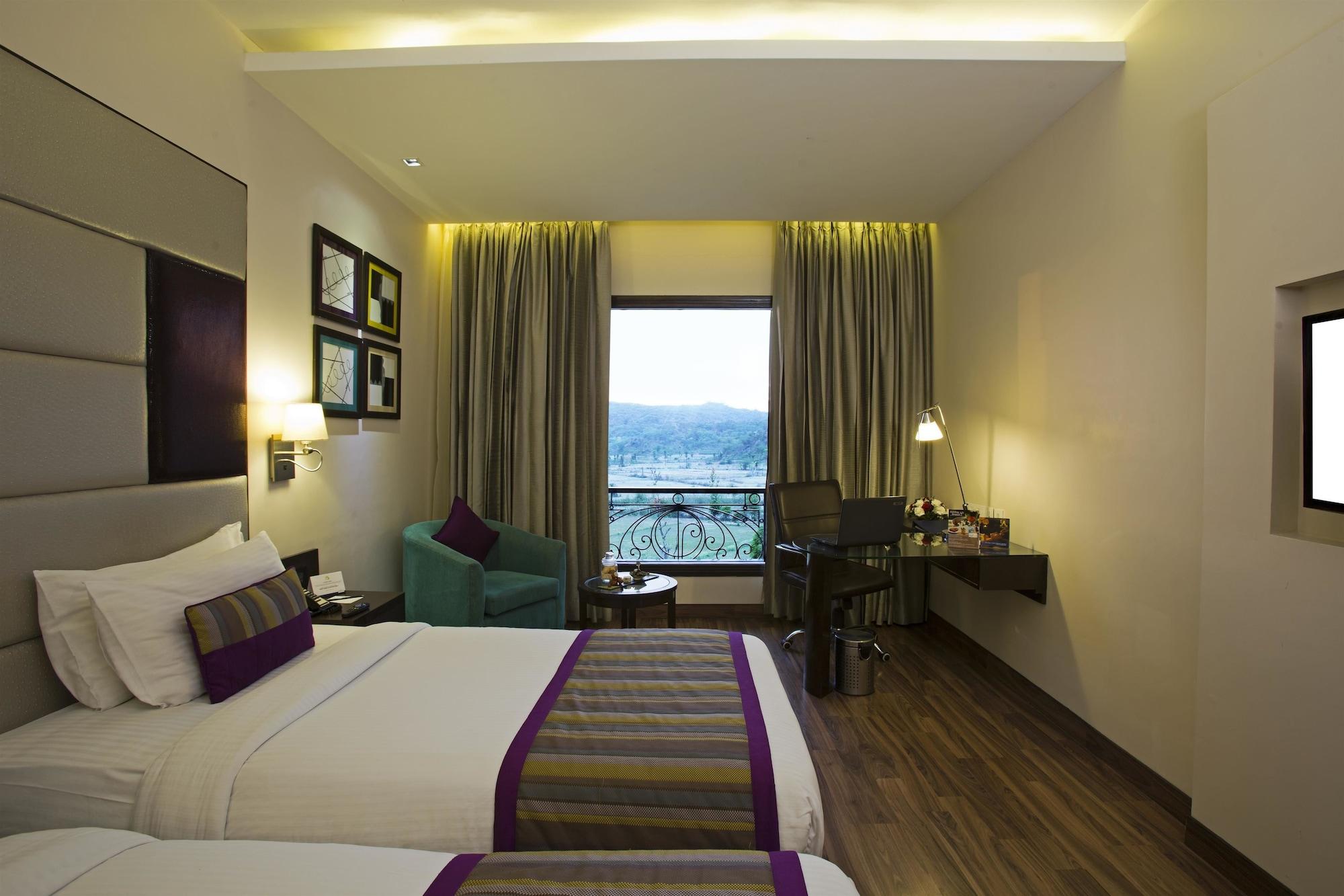 Golden Tulip Chandigarh, Panchkula Dış mekan fotoğraf