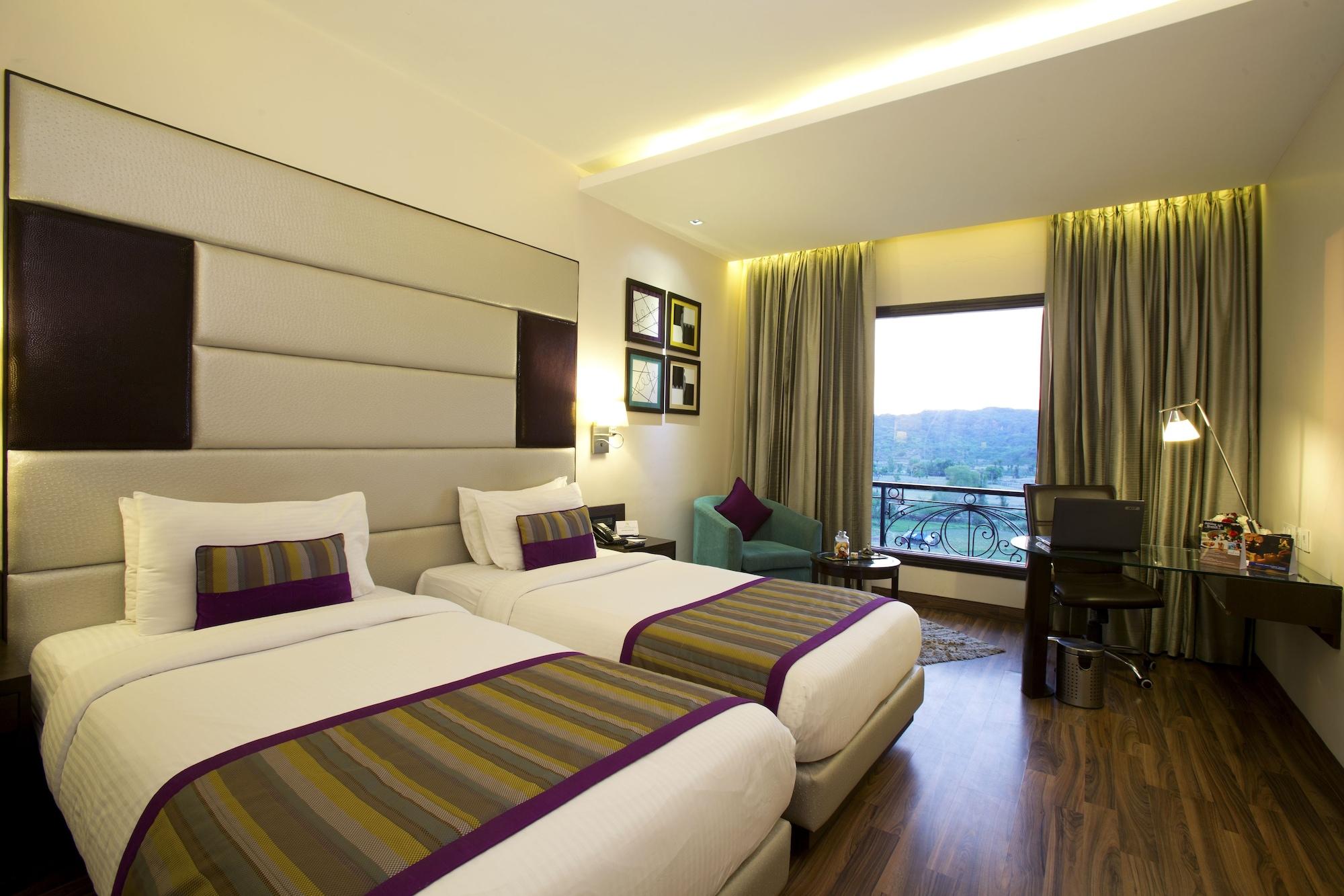 Golden Tulip Chandigarh, Panchkula Dış mekan fotoğraf