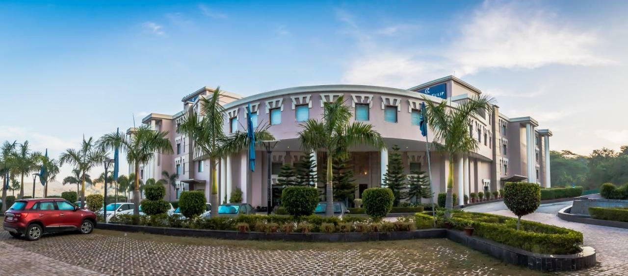 Golden Tulip Chandigarh, Panchkula Dış mekan fotoğraf