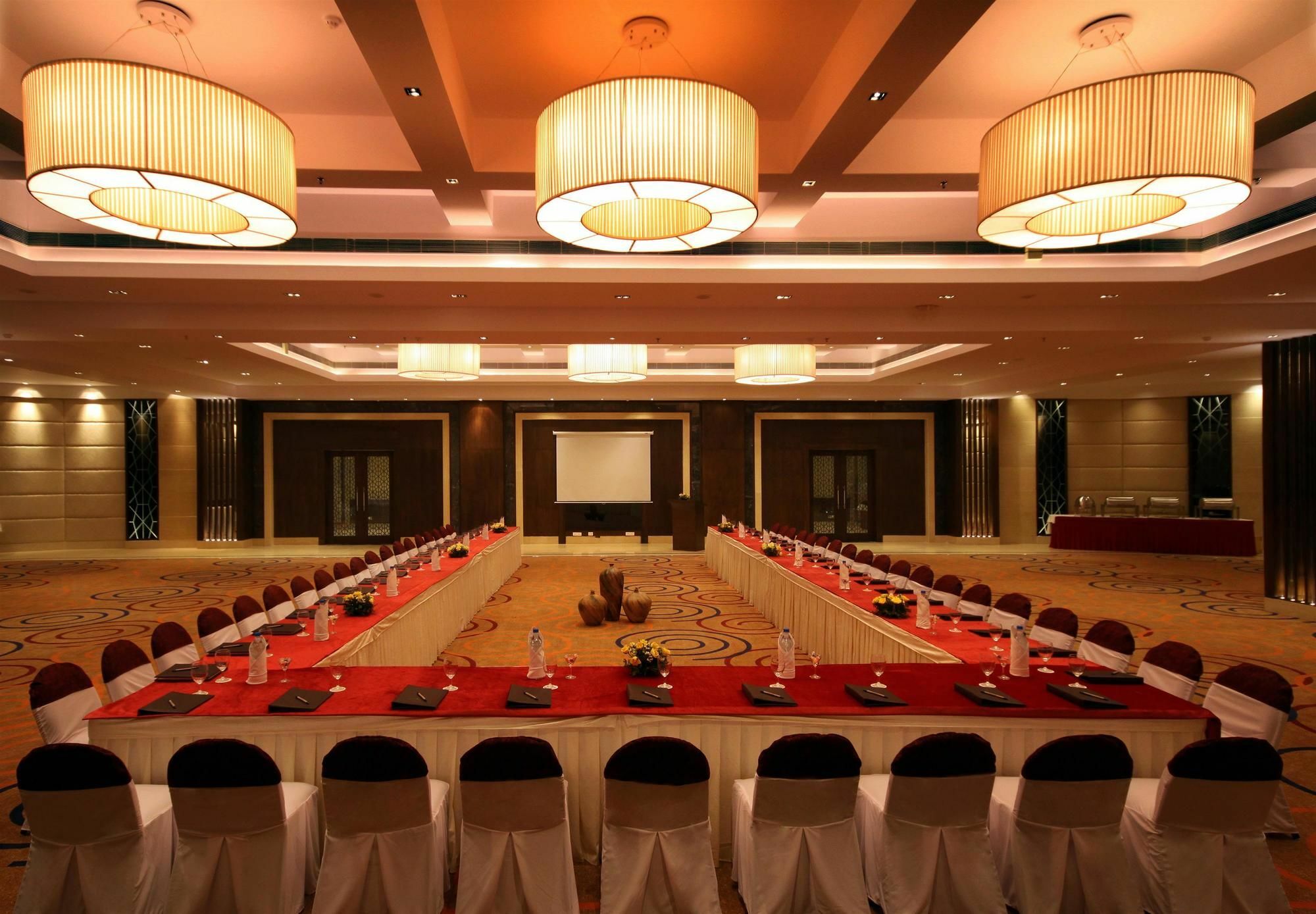 Golden Tulip Chandigarh, Panchkula Dış mekan fotoğraf