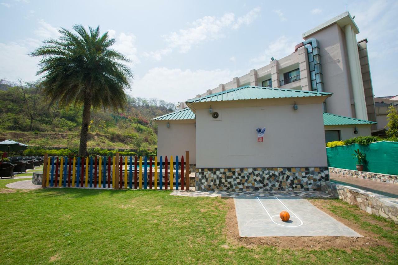 Golden Tulip Chandigarh, Panchkula Dış mekan fotoğraf